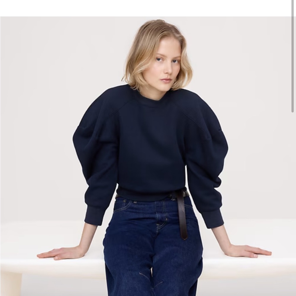 Banana Republic Navy Blue Puff Sleeve Sweatshirt New with out Tags